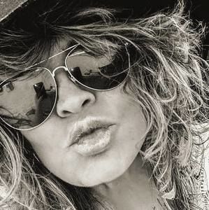 Meet your Posher, Jill